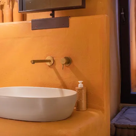 Πανσιόν Terre Saracene - Elegance Near The Station 3*