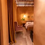 Terre Saracene - Elegance Near The Station 3* ビトント