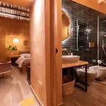 Terre Saracene - Elegance Near The Station
