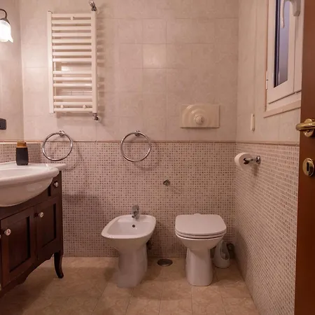 بيت ضيافة Terre Saracene - Elegance Near The Station 3*