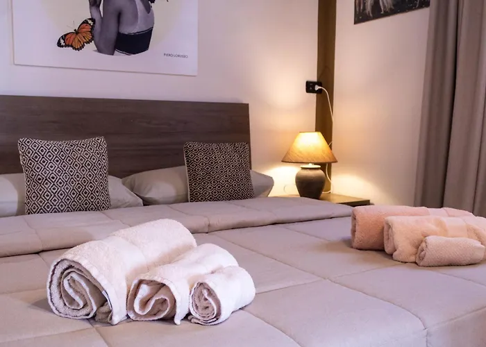 Terre Saracene - Elegance Near The Station ゲストハウス 3*